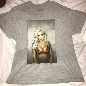 Kylie Tee Shirt XL